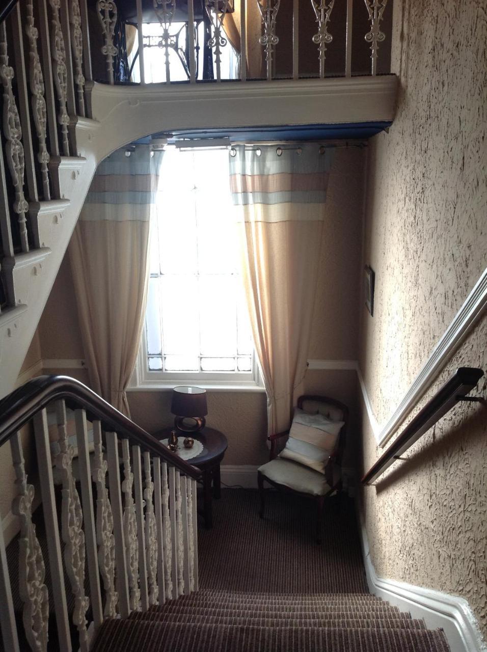 Balmoral Lodge Hotel Southport Esterno foto